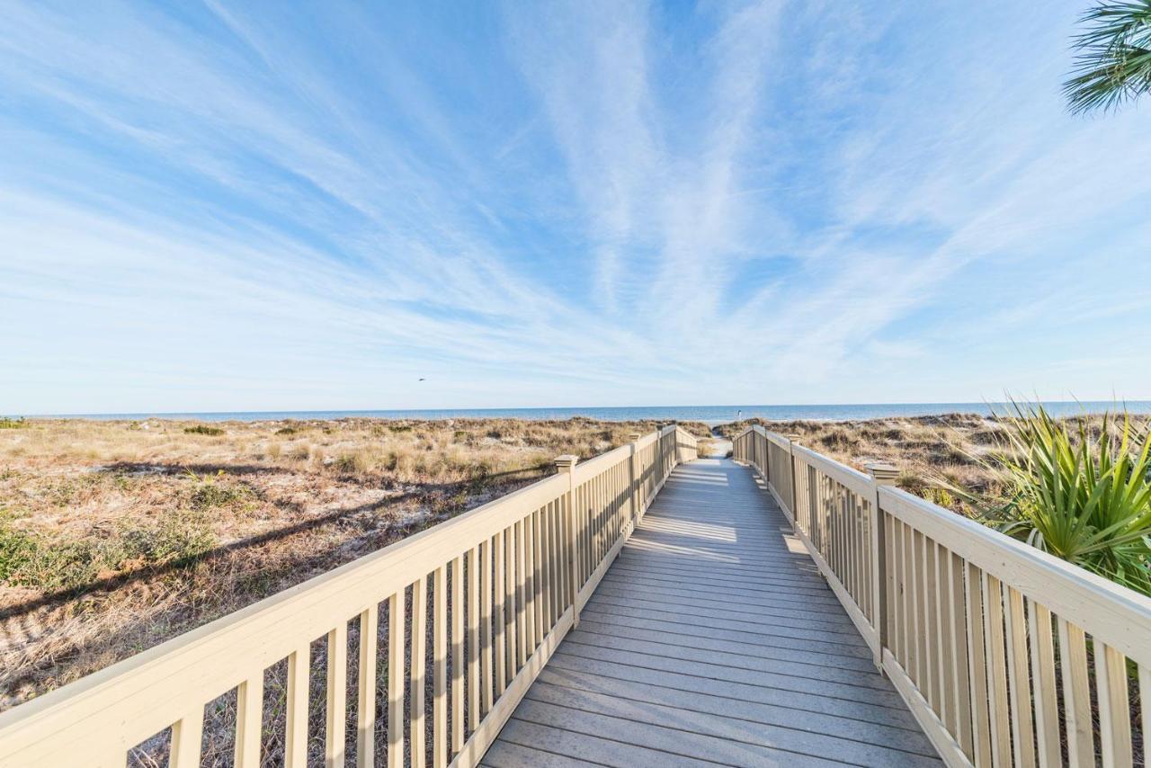 Hampton 6107, 2 Bedroom, Sleeps 6, Large Pool, Oceanfront View Hilton Head Island Exterior photo